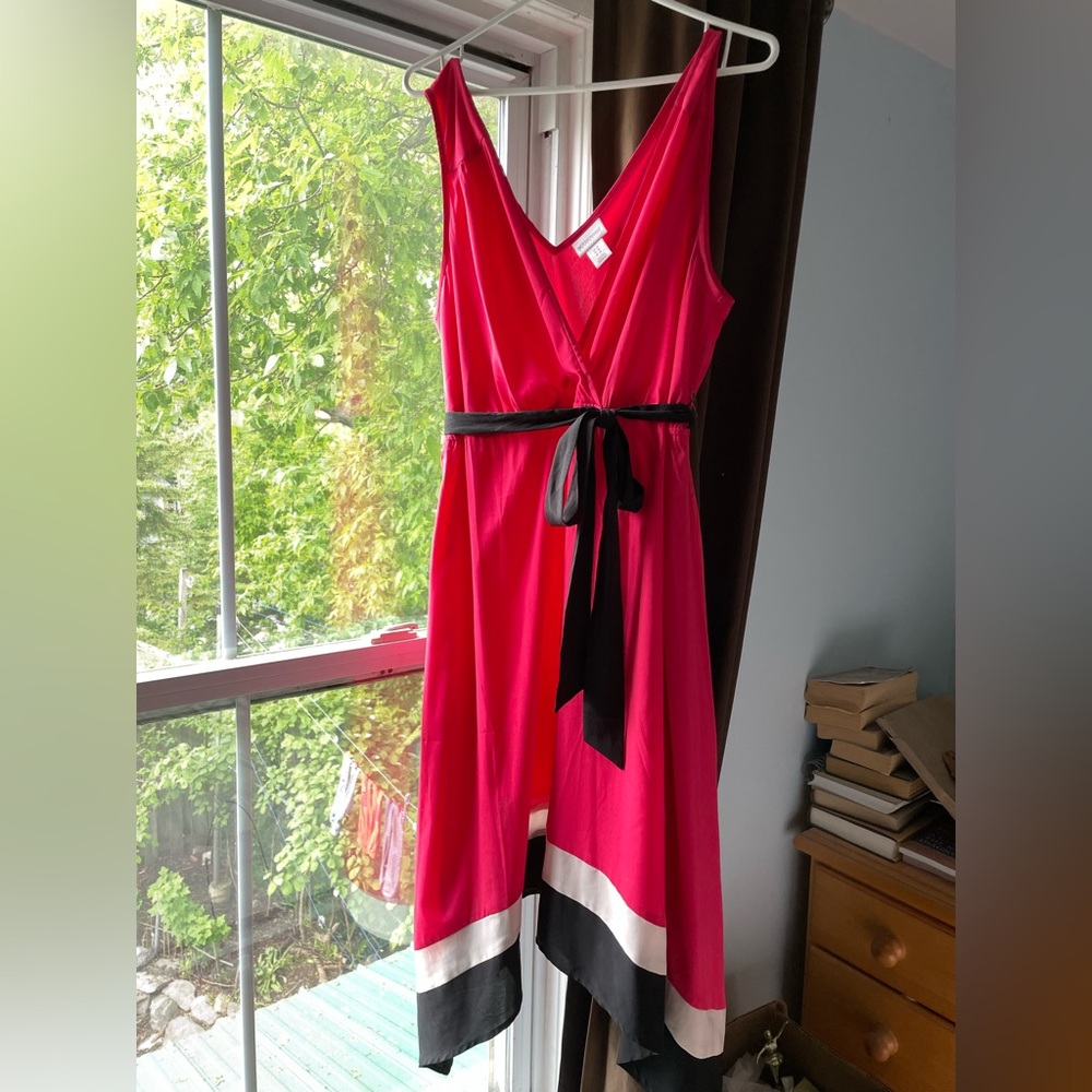 Motherhood Maternity 1X Red Handkerchief Dress